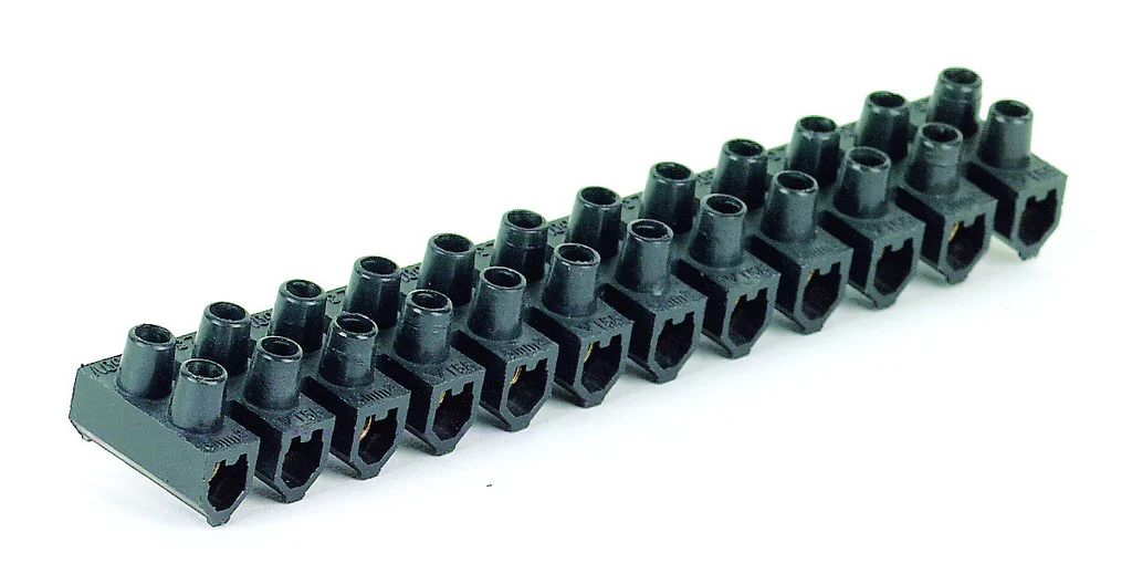 Strip Connector PVC 12way 16A Blk